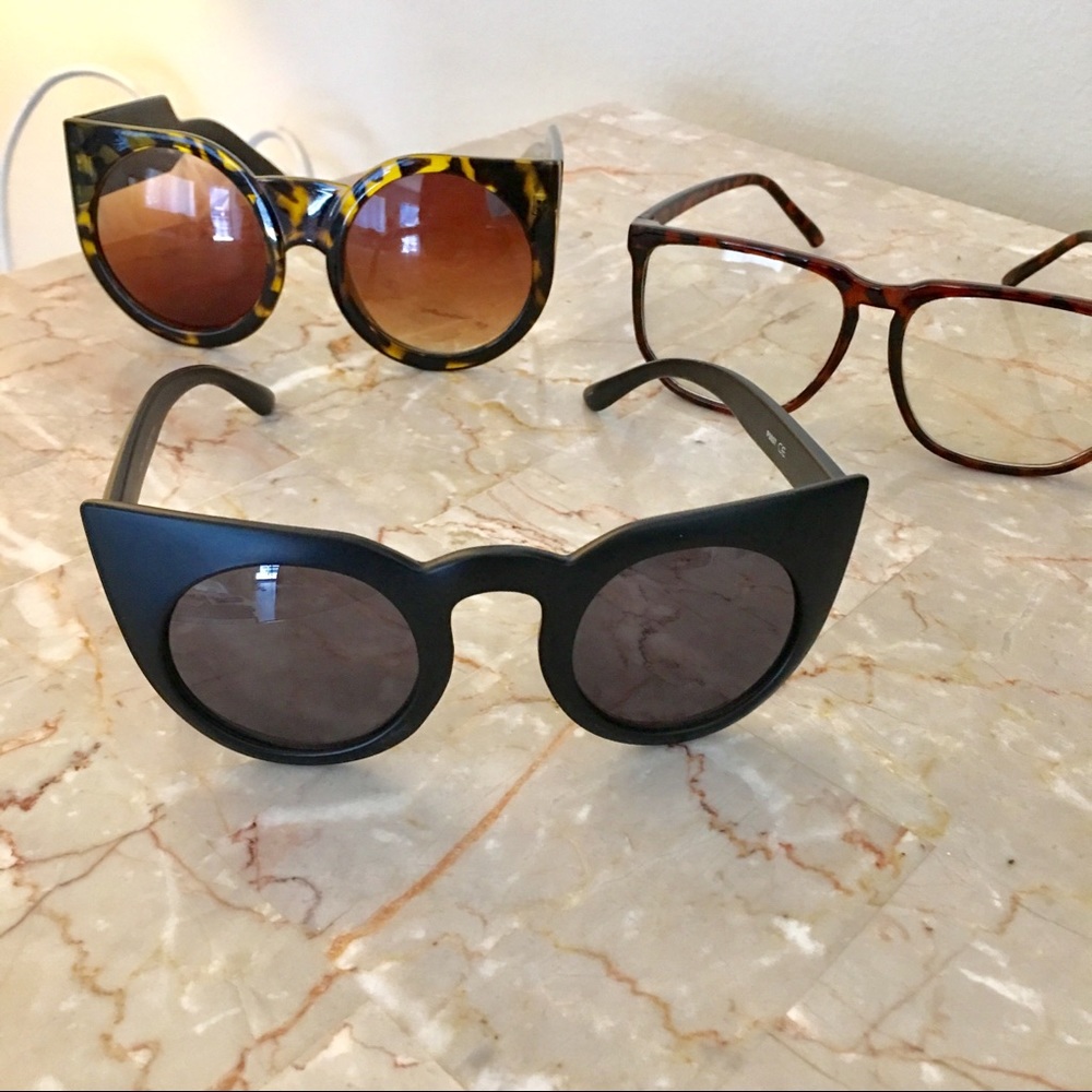 Bundle of glasses